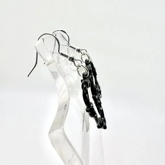 Barbed Heart Earrings - Barb Wire Accessories - Heart Accessory - Black Goth Gif - Picture 3 of 7